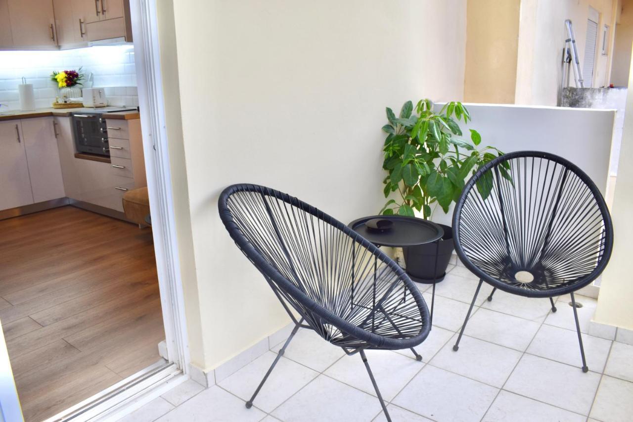 Kapa Central Apartment Каламата Экстерьер фото